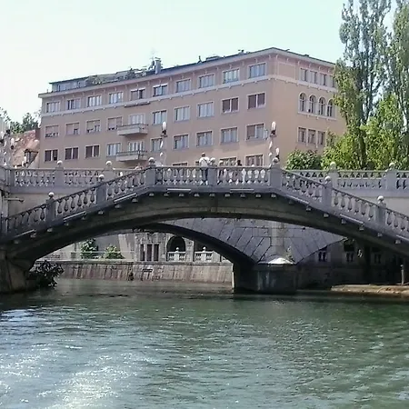 Tanja *