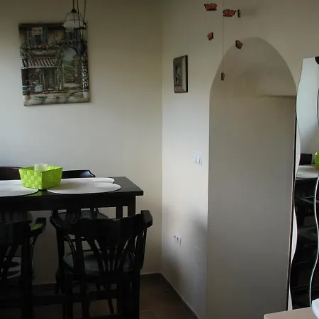 Tanja Apartment *